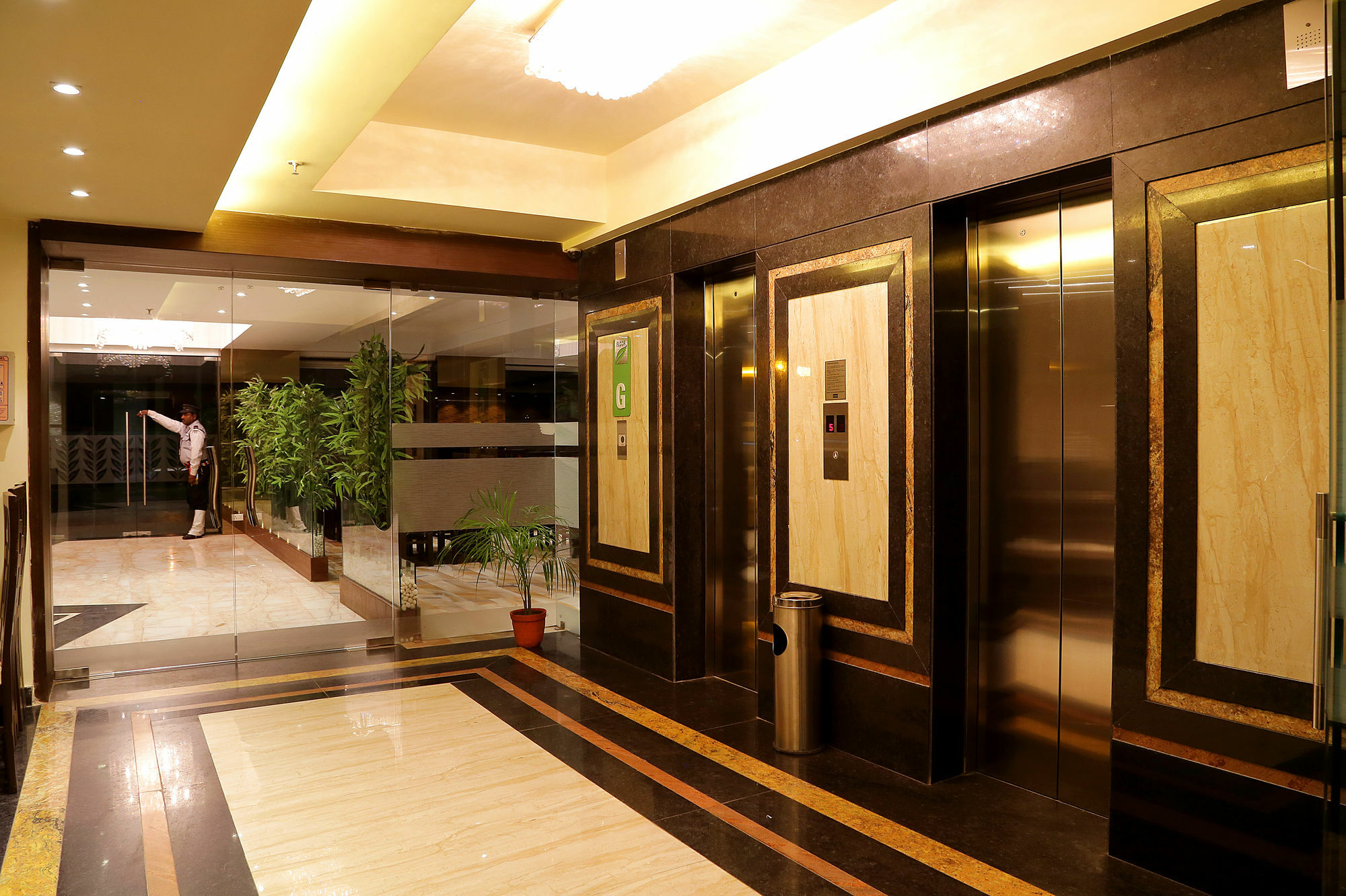 Ethnotel, Kolkata Airport Buitenkant foto